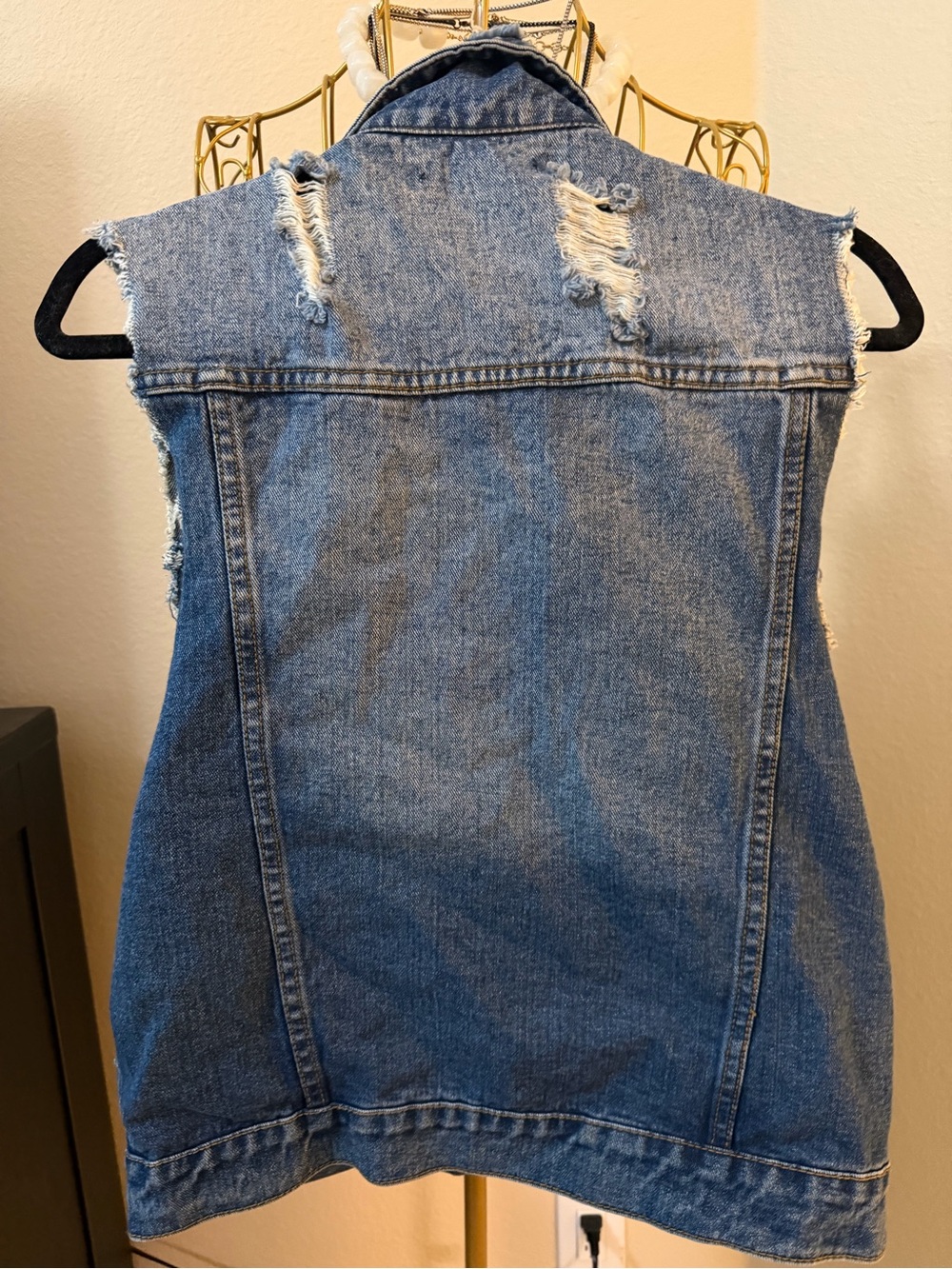 Forever 21 Distressed Blue Denim Jean Vest - Picture 7 of 7